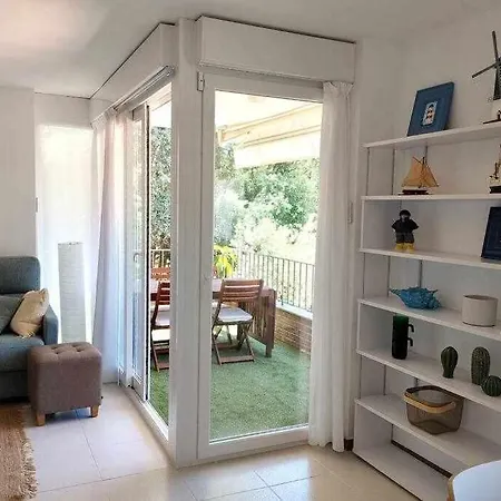 Recien Reformado Con Piscina Y Ac Apartment